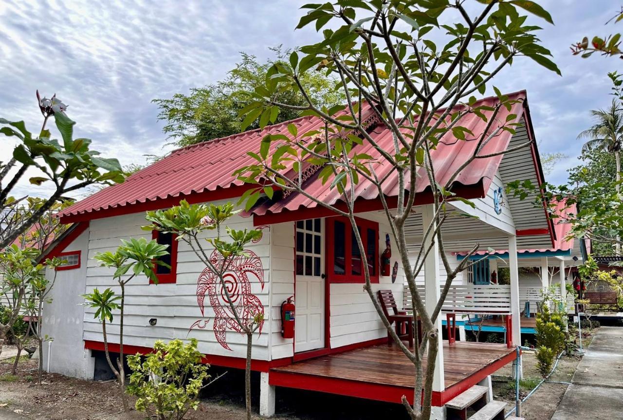 Lipe Power Beach Resort Экстерьер фото