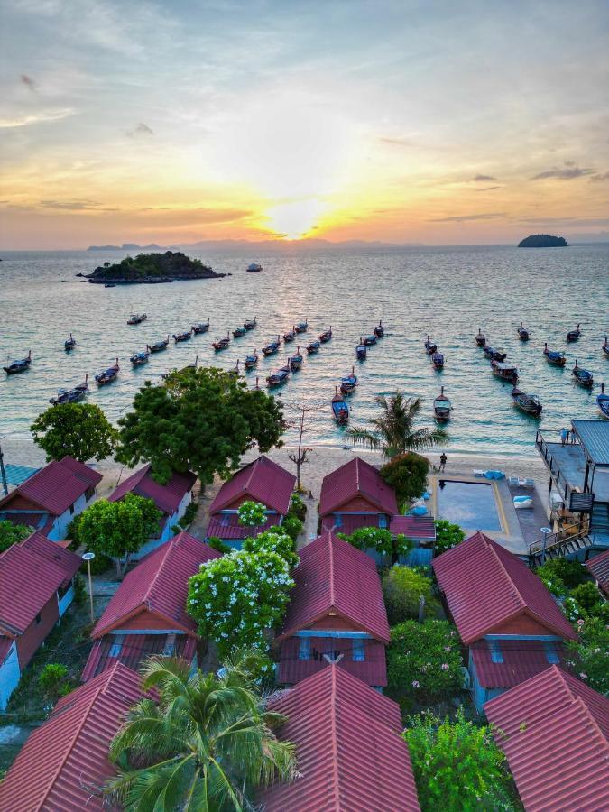 Lipe Power Beach Resort Экстерьер фото